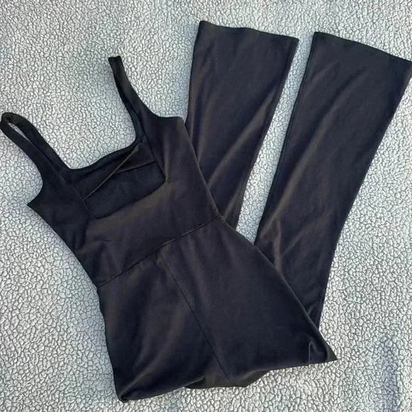 Thrive society black square neck athletic jumpsuit - Picture 4 of 5